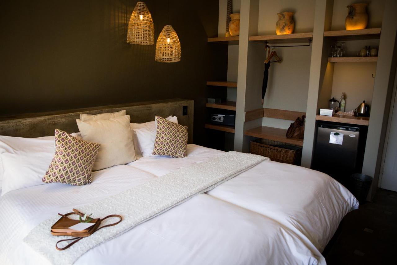 Olive Grove Guesthouse 빈트후크 외부 사진