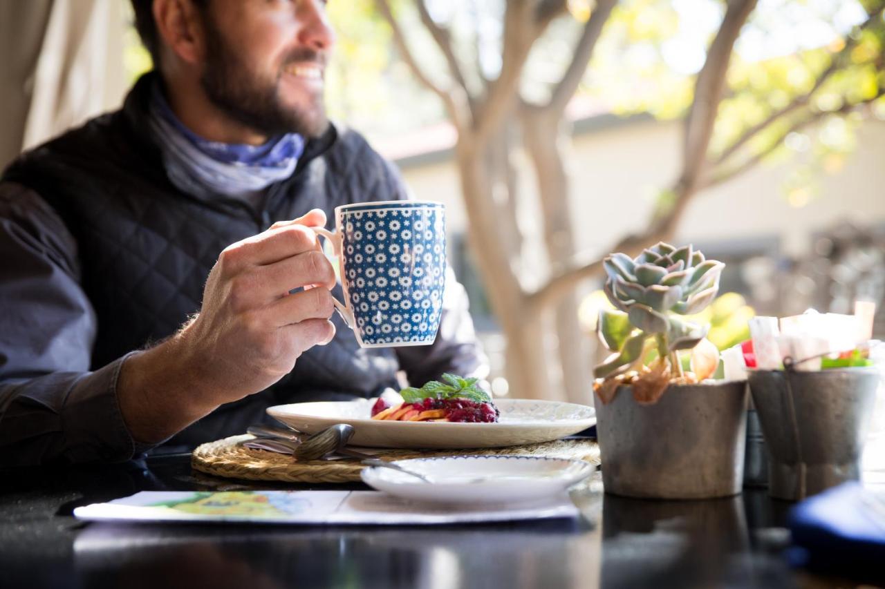 Olive Grove Guesthouse 빈트후크 외부 사진